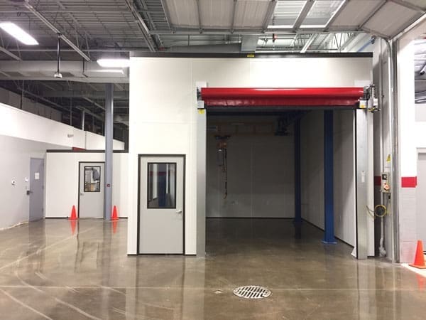 QC Room with High Speed Door and Bridge Crane